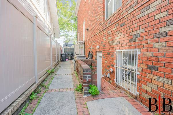 2161 E 72nd ST, Brooklyn, NY 11234