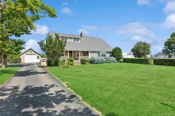 10415 Oregon RD, Cutchogue, NY 11935