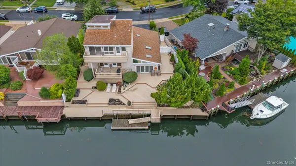 2643 Belmill RD, Bellmore, NY 11710