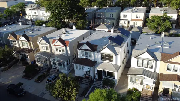 Address not disclosed, Glendale, NY 11385