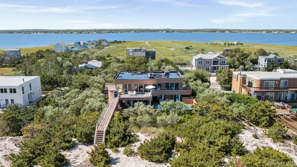 559 Dune RD, Westhampton, NY 11978