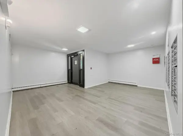 3961 Carpenter AVE, Bronx, NY 10466