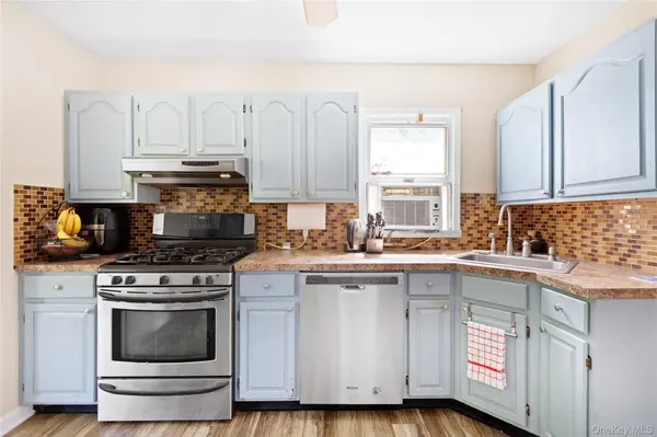 155 27th ST, Copiague, NY 11726