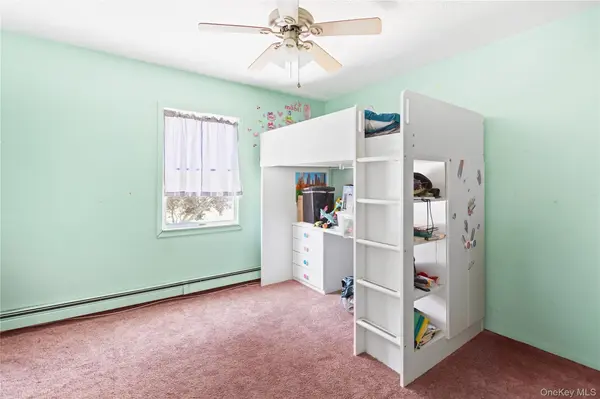 155 27th ST, Copiague, NY 11726