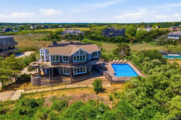 137 Sandune CT, Sagaponack, NY 11962
