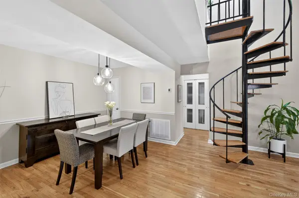 20 Bronxville Glen DR #6, Bronxville, NY 10708
