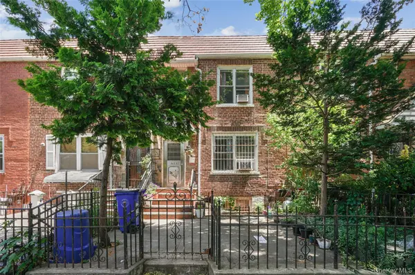 3223 76th ST, East Elmhurst, NY 11370