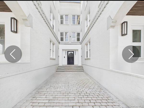 315 1M W Broadway #2A, Long Beach, NY 11561