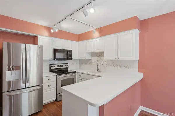 28 E Knoll, Rhinebeck, NY 12572