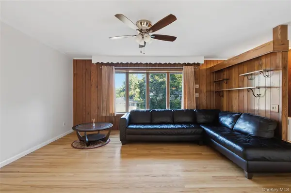 3 Hardy PL, Yonkers, NY 10703