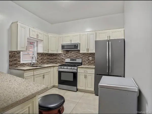 10455 39th AVE, Corona, NY 11368