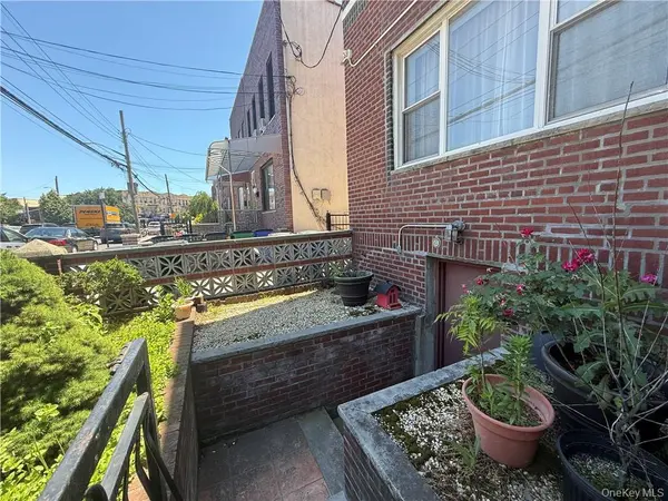 2510 85th ST, Brooklyn, NY 11214