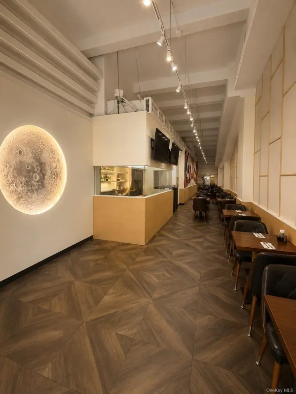 48 W 48th ST, New York (manhattan), NY 10036