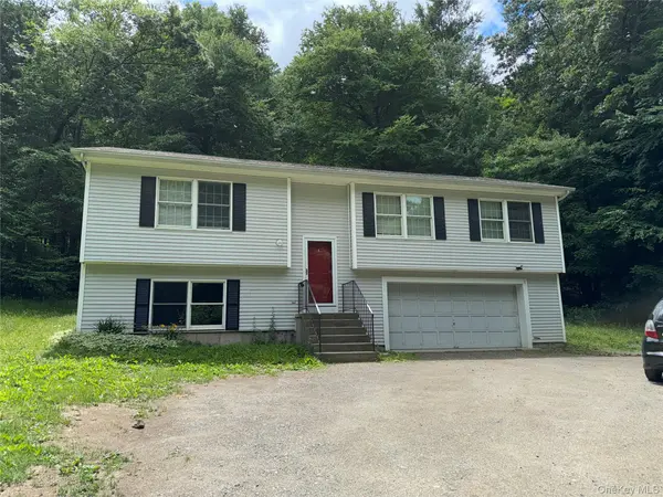 272 Van Wyck Lake RD, Fishkill, NY 12524