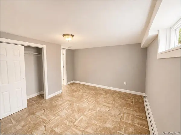 Address not disclosed, Elmont, NY 11003