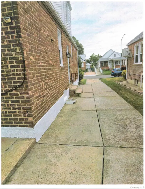 118-26 229, Cambria Heights, NY 11412