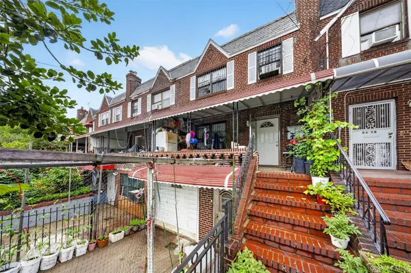 9413 Alstyne AVE, Elmhurst, NY 11373