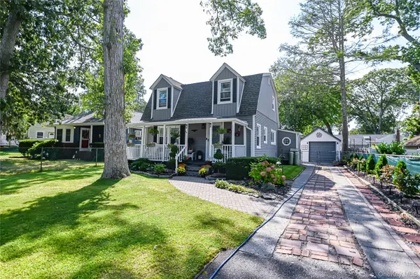 64 Audubon ST, Nesconset, NY 11767