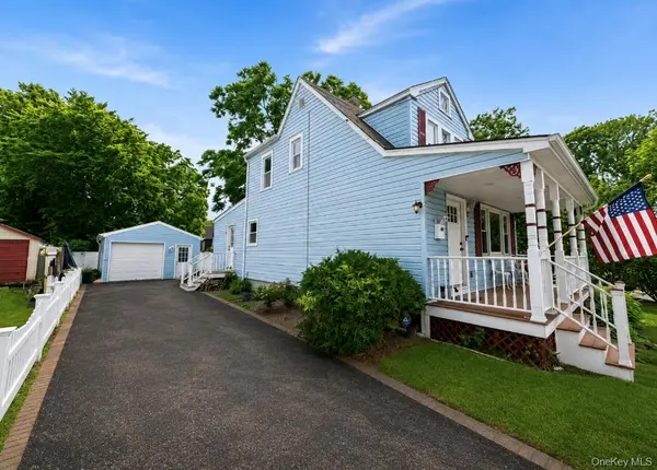 72 George ST, Babylon, NY 11702
