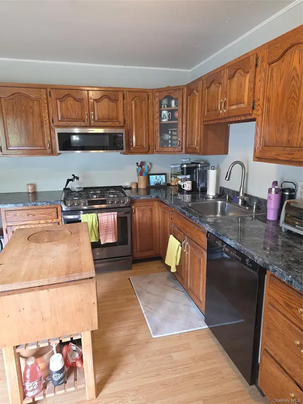 2740 South RD #A2, Poughkeepsie, NY 12601