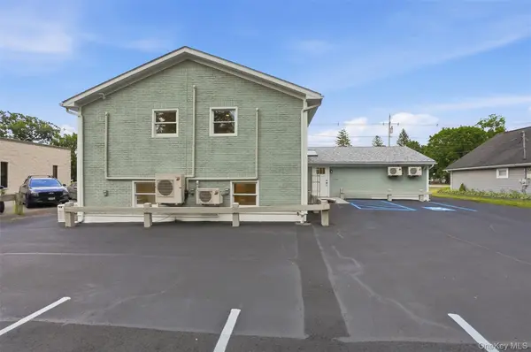313 Fullerton AVE #6 Upper Level, Newburgh, NY 12550