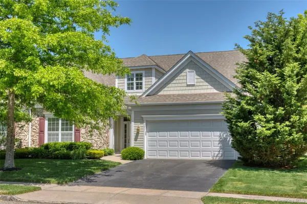 171 Jonathan LN, Westhampton, NY 11977