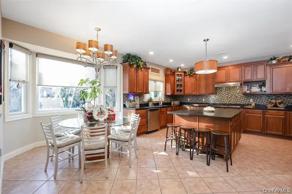 1680 lake AVE, Merrick, NY 11566