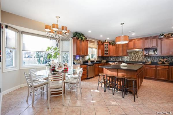 1680 lake AVE, Merrick, NY 11566