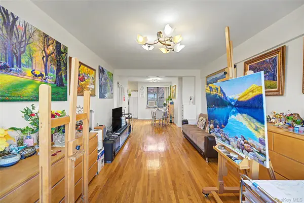 25-34 Union ST #6E, Flushing, NY 11354