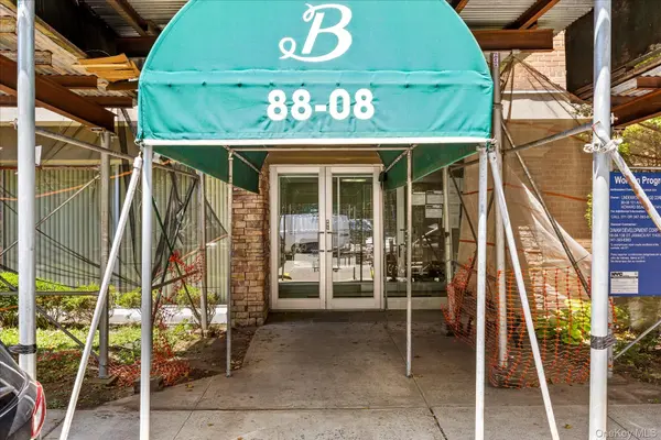 88-08 151st AVE #4G, Howard Beach, NY 11414