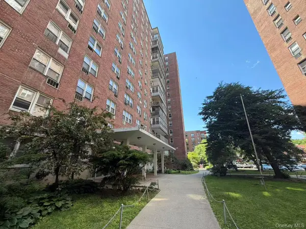 138-10 Franklin AVE #12D, Flushing, NY 11355