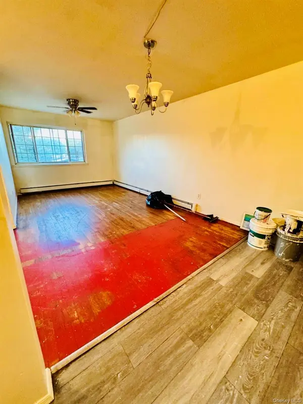 106-12 156th ST #3rd Fl, Jamaica, NY 11433