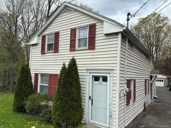 42 State Route 9H, Hudson, NY 12534