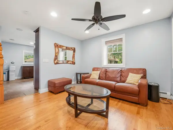 2 Hempstead LN, Spring Valley, NY 10977