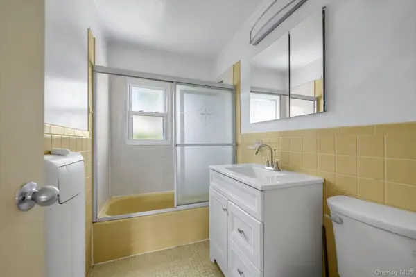 2356 129th ST, College Point, NY 11356