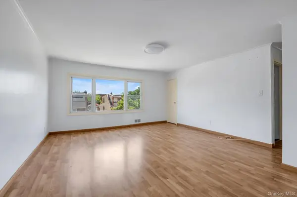 2356 129th ST, College Point, NY 11356