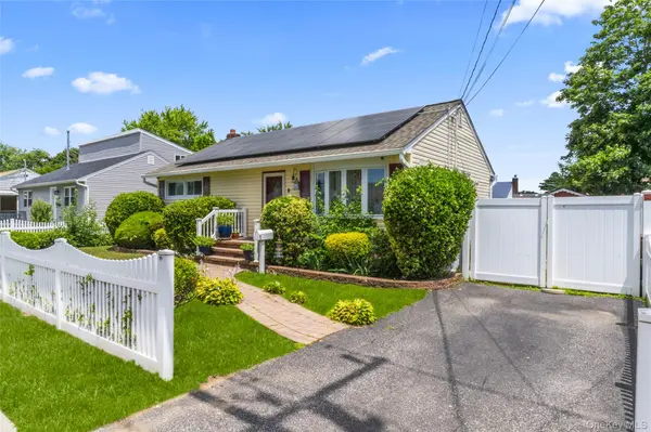 3414 Great Neck RD, Amityville, NY 11701