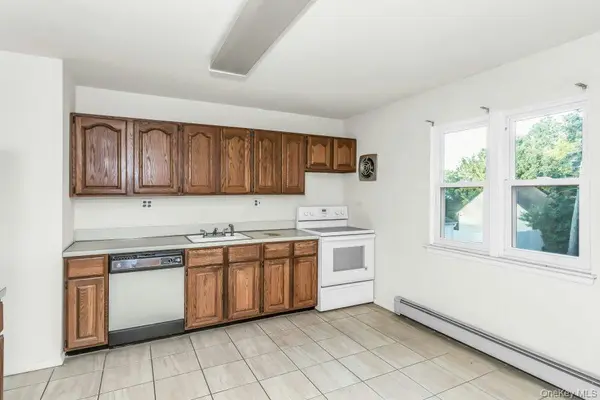 1085 Hempstead AVE, South Hempstead, NY 11550