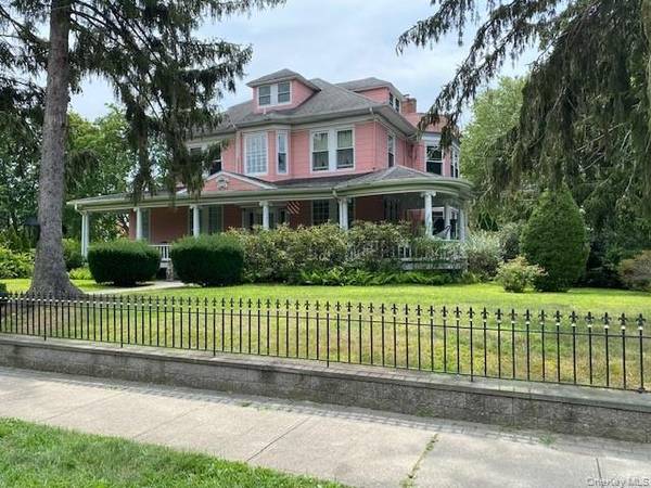 173 Sea Cliff AVE #2E, Sea Cliff, NY 11579