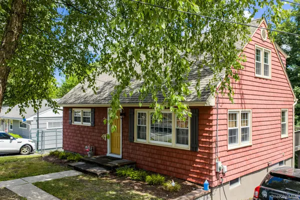 24 Mountain AVE, Middletown, NY 10940