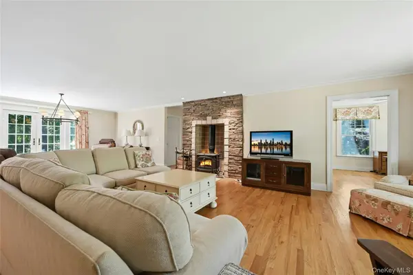 1195 Goose Creek LN, Southold, NY 11971