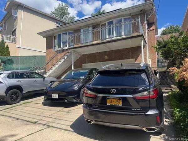 250-56 39th RD, Little Neck, NY 11363