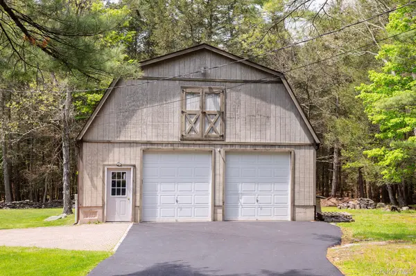 2013 County Road 3, Olivebridge, NY 12461