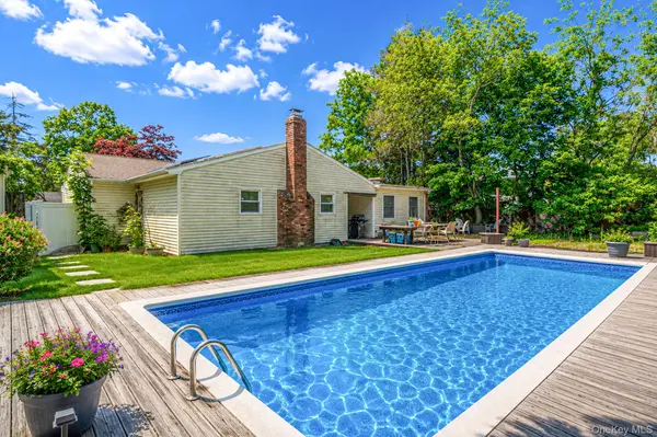 15 Edwin AVE, Patchogue, NY 11772