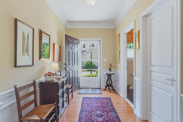 6 Bainbridge PL #902, Newburgh, NY 12550