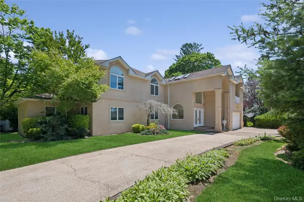 1319 Auerbach AVE, Hewlett Harbor, NY 11557