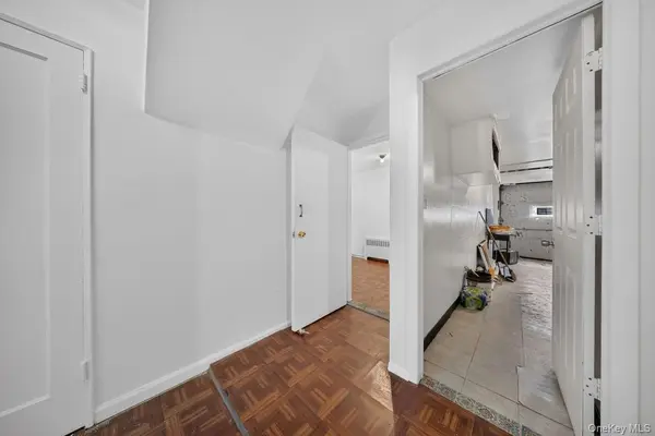 10345 118th ST, Richmond Hill S., NY 11419