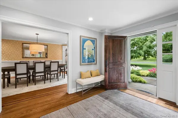 282 Evandale RD, Scarsdale, NY 10583