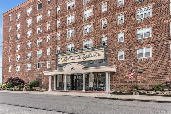 370 W Broadway #4J, Long Beach, NY 11561