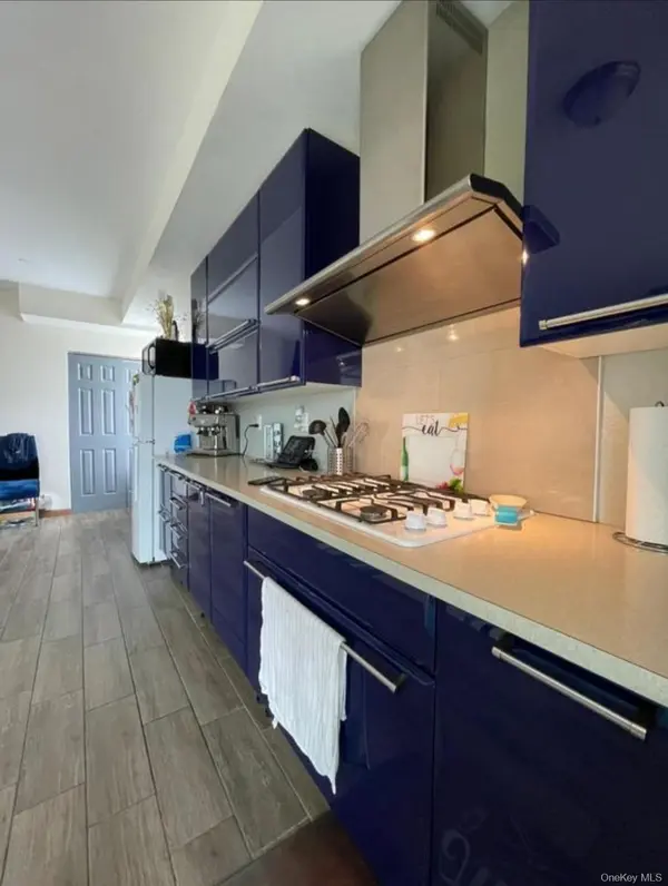 92 Brighton 11th ST, Brooklyn, NY 11235